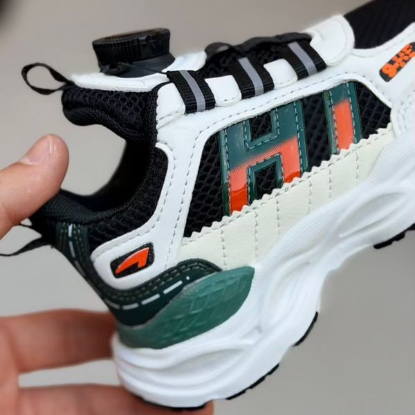 کتونی بچگانه طرح Hi از A+B کد 4102104