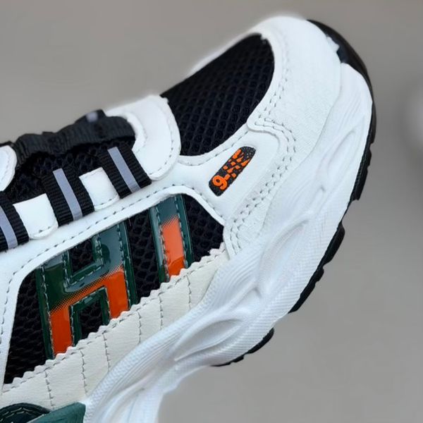 کتونی بچگانه طرح Hi از A+B کد 4102104