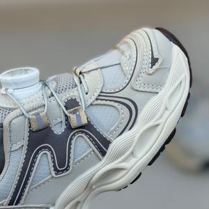 خرید اینترنتی قیمت کتونی بچگانه طرح M از کاکا کد 4102002