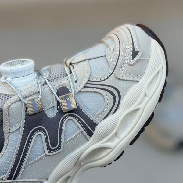 کتونی بچگانه طرح M از کاکا کد 4102002