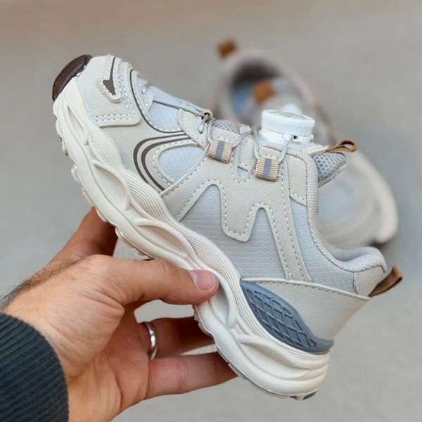 کتونی بچگانه طرح M از کاکا کد 4102002