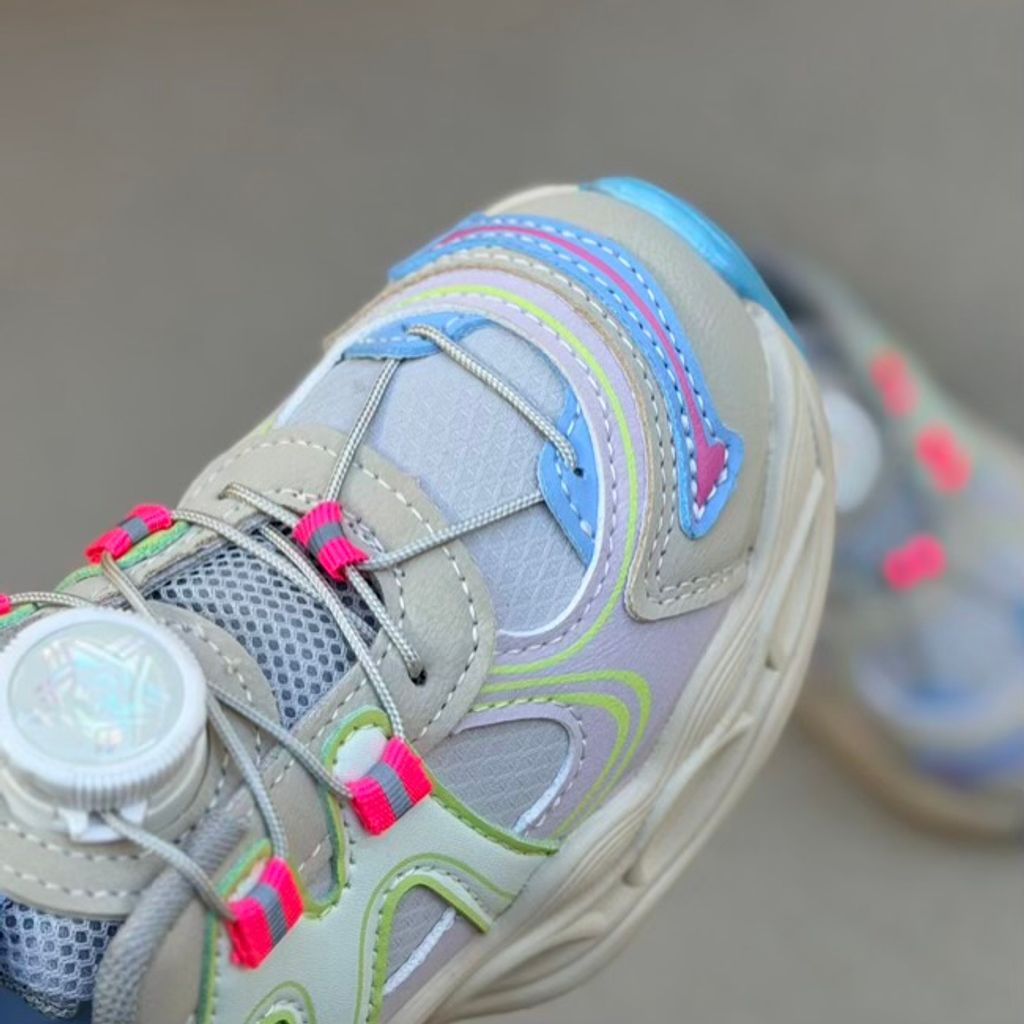 خرید اینترنتی قیمت کتونی بچگانه طرح M از کاکا کد 4102002