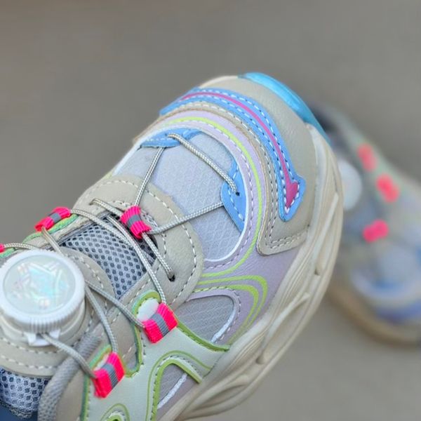 کتونی بچگانه طرح M از کاکا کد 4102002