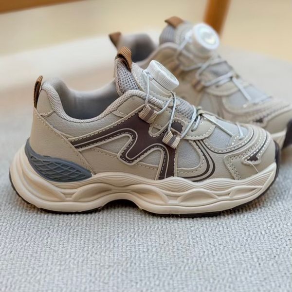 کتونی بچگانه طرح M از کاکا کد 4102002