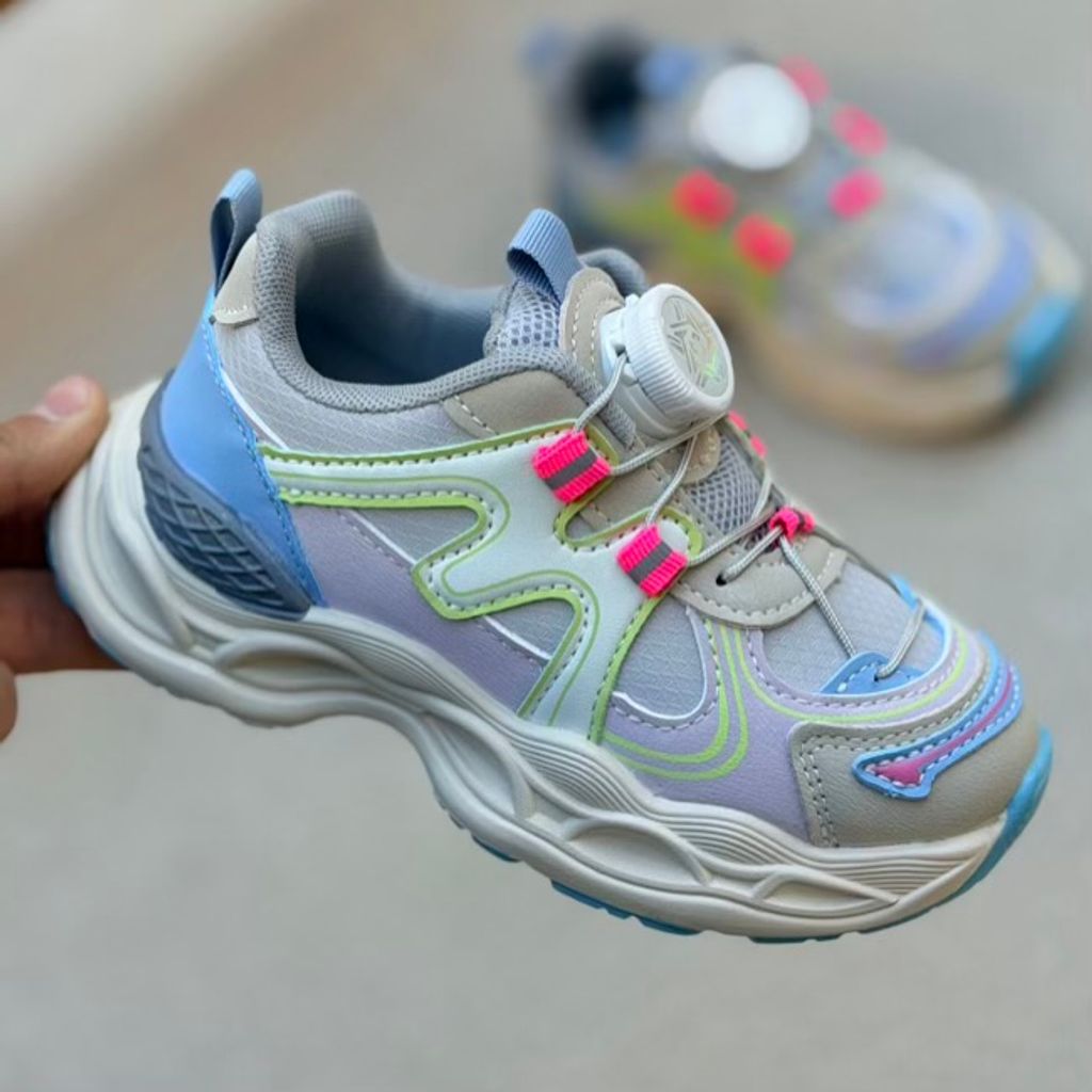 خرید اینترنتی قیمت کتونی بچگانه طرح M از کاکا کد 4102002