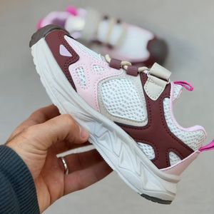 خرید اینترنتی قیمت کتونی بچگانه طرح هوبی بییر چسبی از کاکا کد 4102001