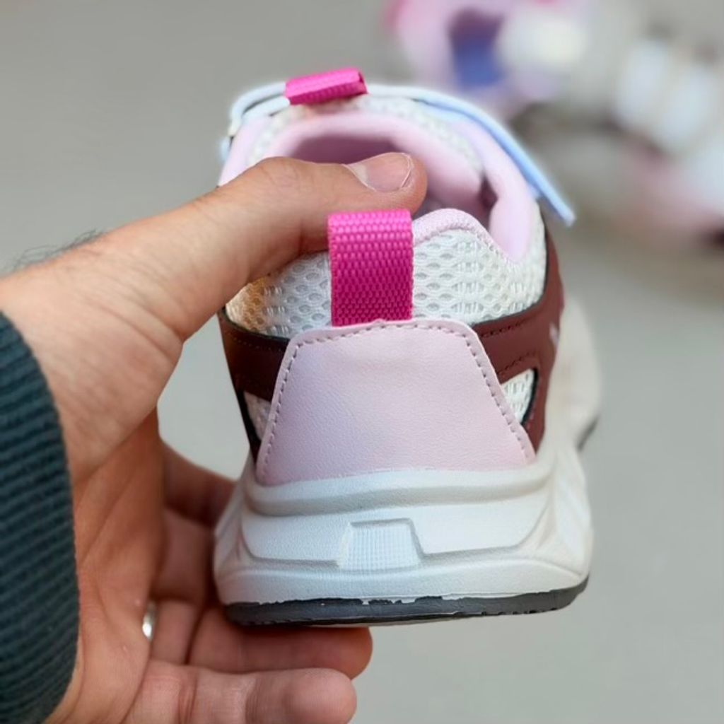 خرید اینترنتی قیمت کتونی بچگانه طرح هوبی بییر چسبی از کاکا کد 4102001