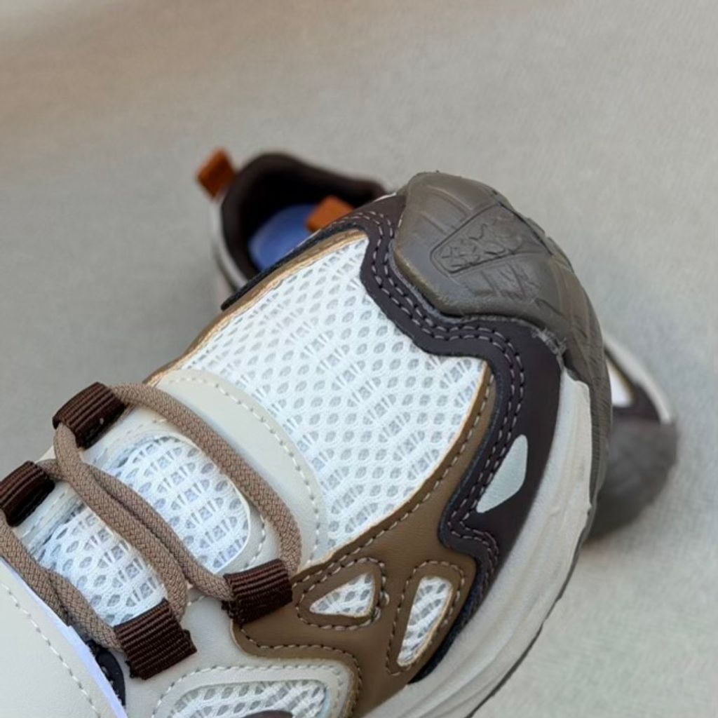 خرید اینترنتی قیمت کتونی بچگانه طرح هوبی بییر چسبی از کاکا کد 4102001