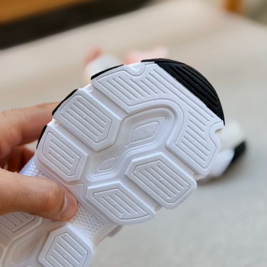 خرید اینترنتی قیمت کتونی بچگانه طرح هوبی بییر از کاکا کد 4101703