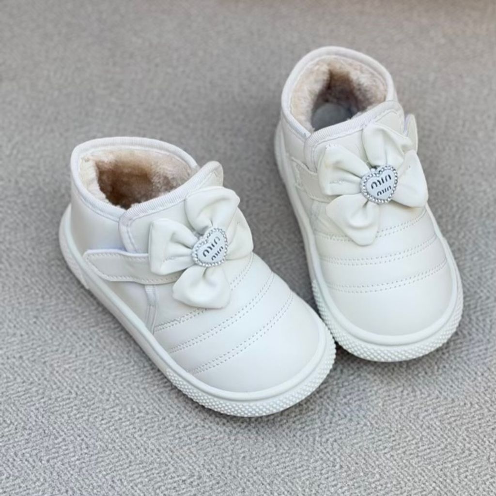 خرید اینترنتی قیمت بوت بچگانه طرح پاپیون مین مین از توباکو کد 4101604