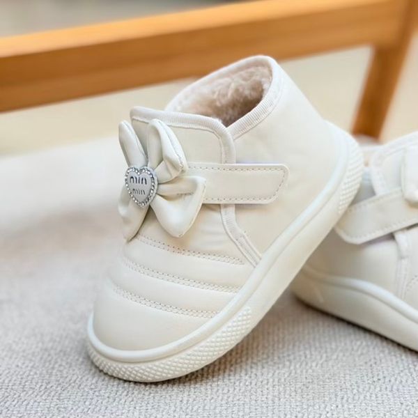 بوت بچگانه طرح پاپیون مین مین از توباکو کد 4101604