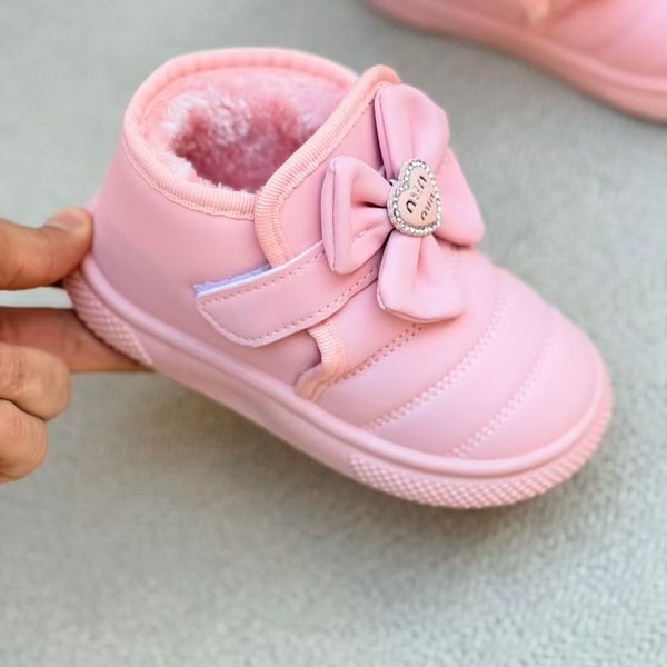 بوت بچگانه طرح پاپیون مین مین از توباکو کد 4101604