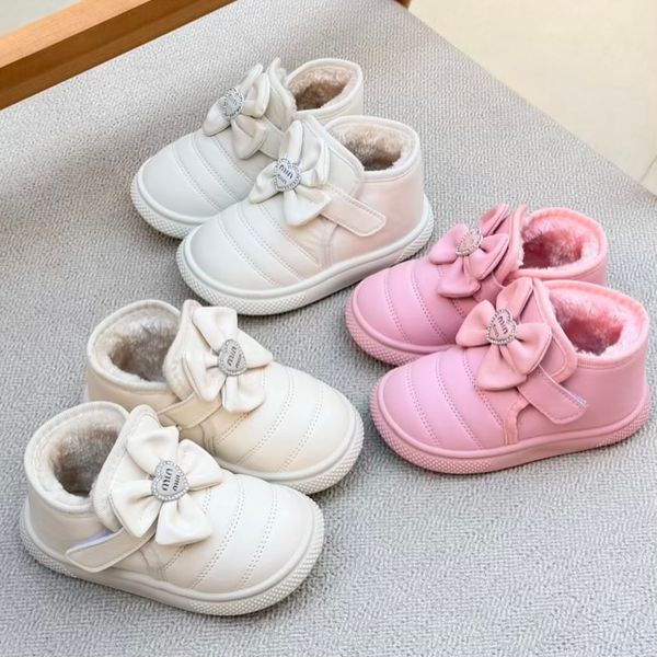 بوت بچگانه طرح پاپیون مین مین از توباکو کد 4101604