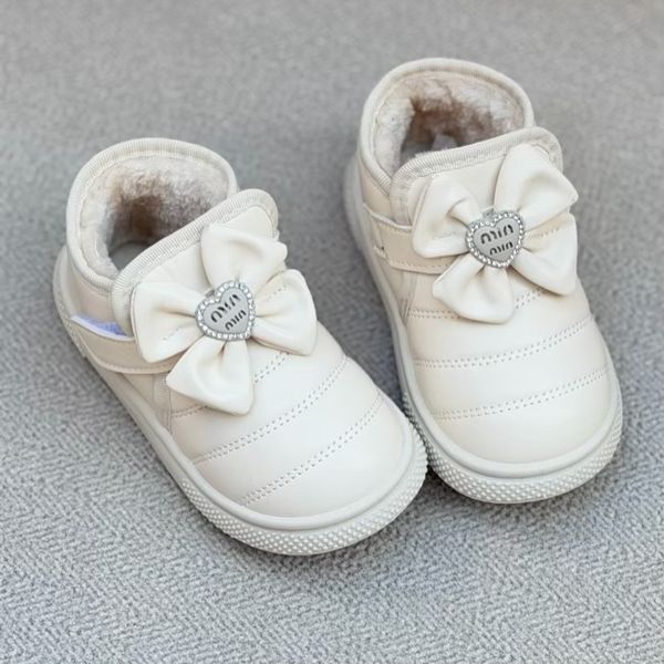 بوت بچگانه طرح پاپیون مین مین از توباکو کد 4101604