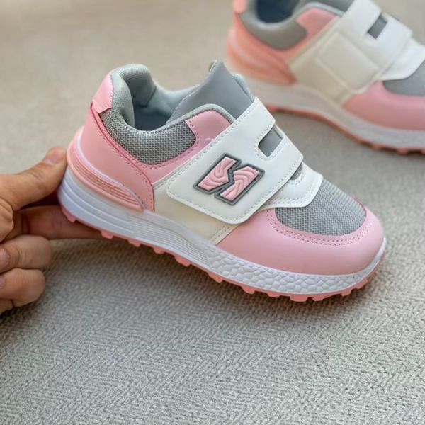 کتونی بچگونه طرح N چسبی از کاشوز کد 4102201