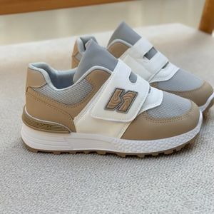 خرید اینترنتی قیمت کتونی بچگونه طرح N چسبی از کاشوز کد 4102201