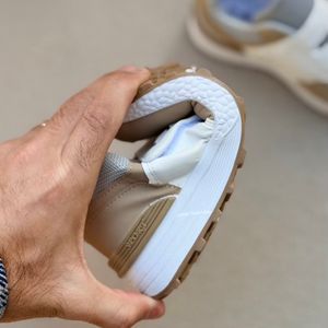 خرید اینترنتی قیمت کتونی بچگونه طرح N چسبی از کاشوز کد 4102201