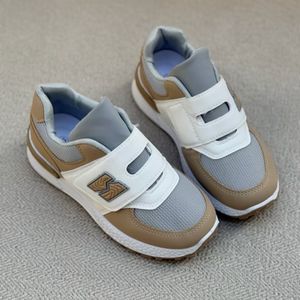 خرید اینترنتی قیمت کتونی بچگونه طرح N چسبی از کاشوز کد 4102201