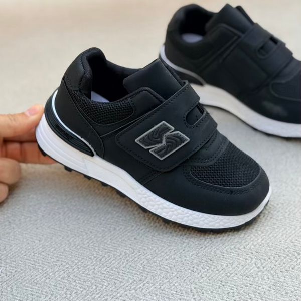 کتونی بچگونه طرح N چسبی از کاشوز کد 4102201