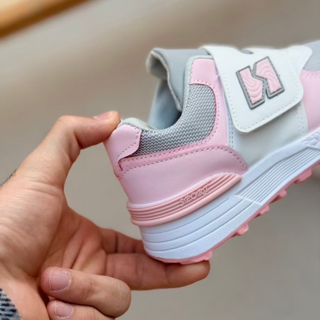 خرید اینترنتی قیمت کتونی بچگونه طرح N چسبی از کاشوز کد 4102201