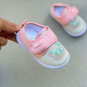 خرید اینترنتی قیمت کفش نوزادی سوتی طرح تدی از توباکو کد 4102203