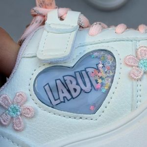 خرید اینترنتی قیمت ونس بچگانه طرح لبوبو گل از A+B کد 4102004