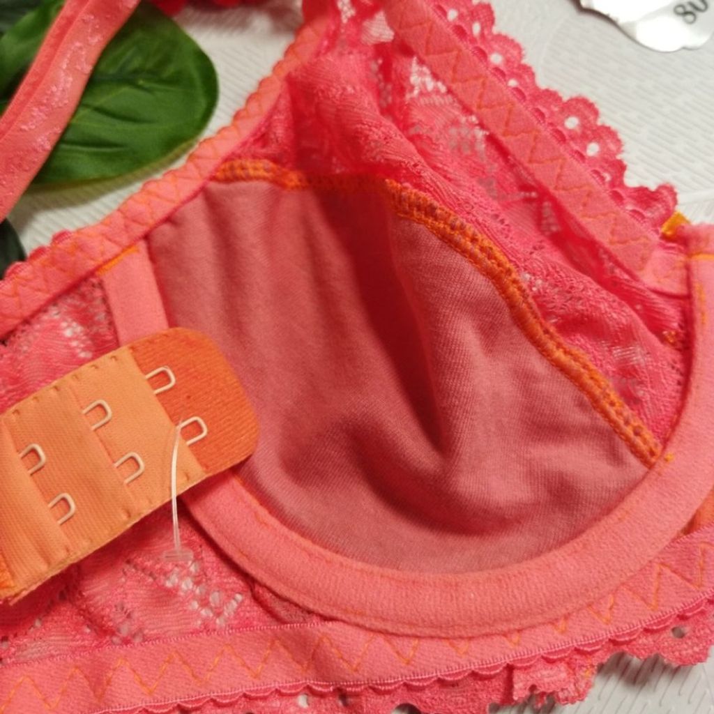 قیمت ارزان ست شورت و سوتین فنردار گیپوری زنانه st63ق4y