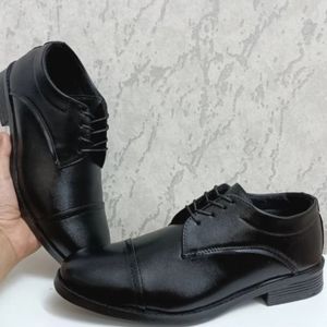 خرید اینترنتی کفش رسمی مردانه مدل سورنا بندی سایز 40 تا 44