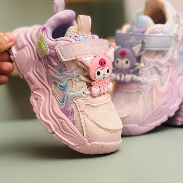 کتونی بچگانه طرح S از وینستار کد 4051601