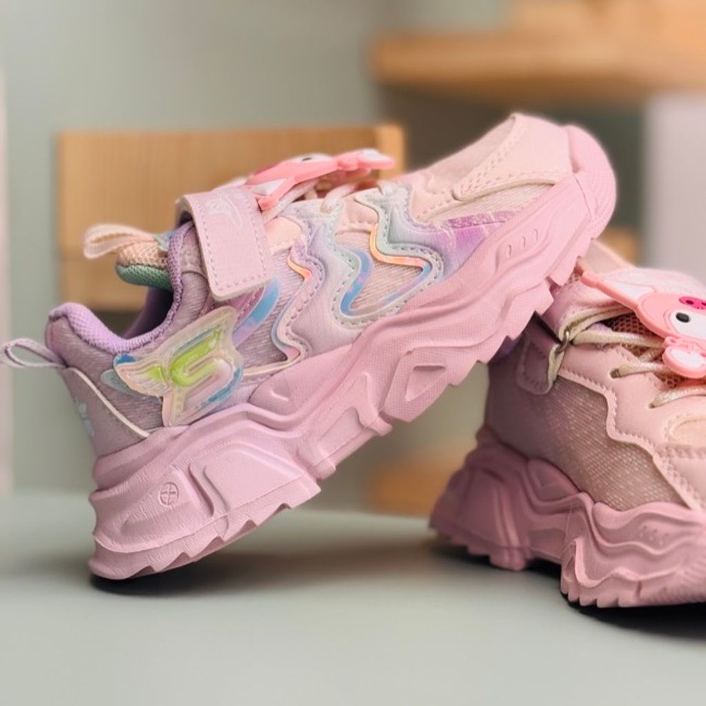 خرید اینترنتی قیمت کتونی بچگانه طرح S از وینستار کد 4051601