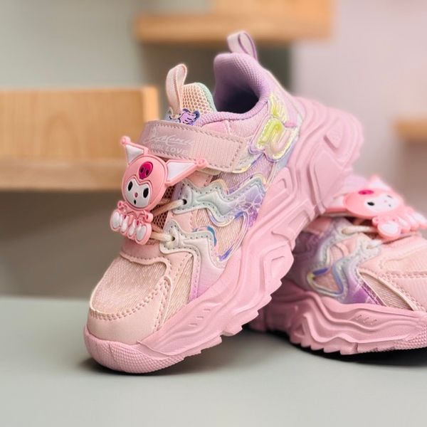 کتونی بچگانه طرح S از وینستار کد 4051601