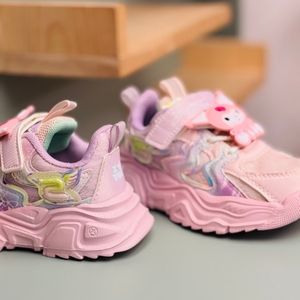 خرید اینترنتی قیمت کتونی بچگانه طرح S از وینستار کد 4051601