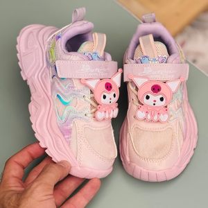 خرید اینترنتی قیمت کتونی بچگانه طرح S از وینستار کد 4051601