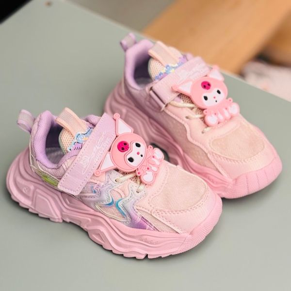 کتونی بچگانه طرح S از وینستار کد 4051601