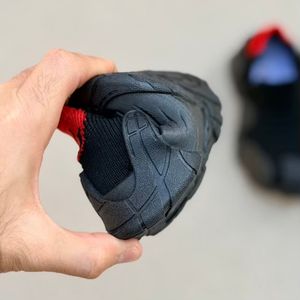 خرید اینترنتی قیمت کتونی بچگانه جورابی طرح ونوم لبخند از کاشوز کد 4102306