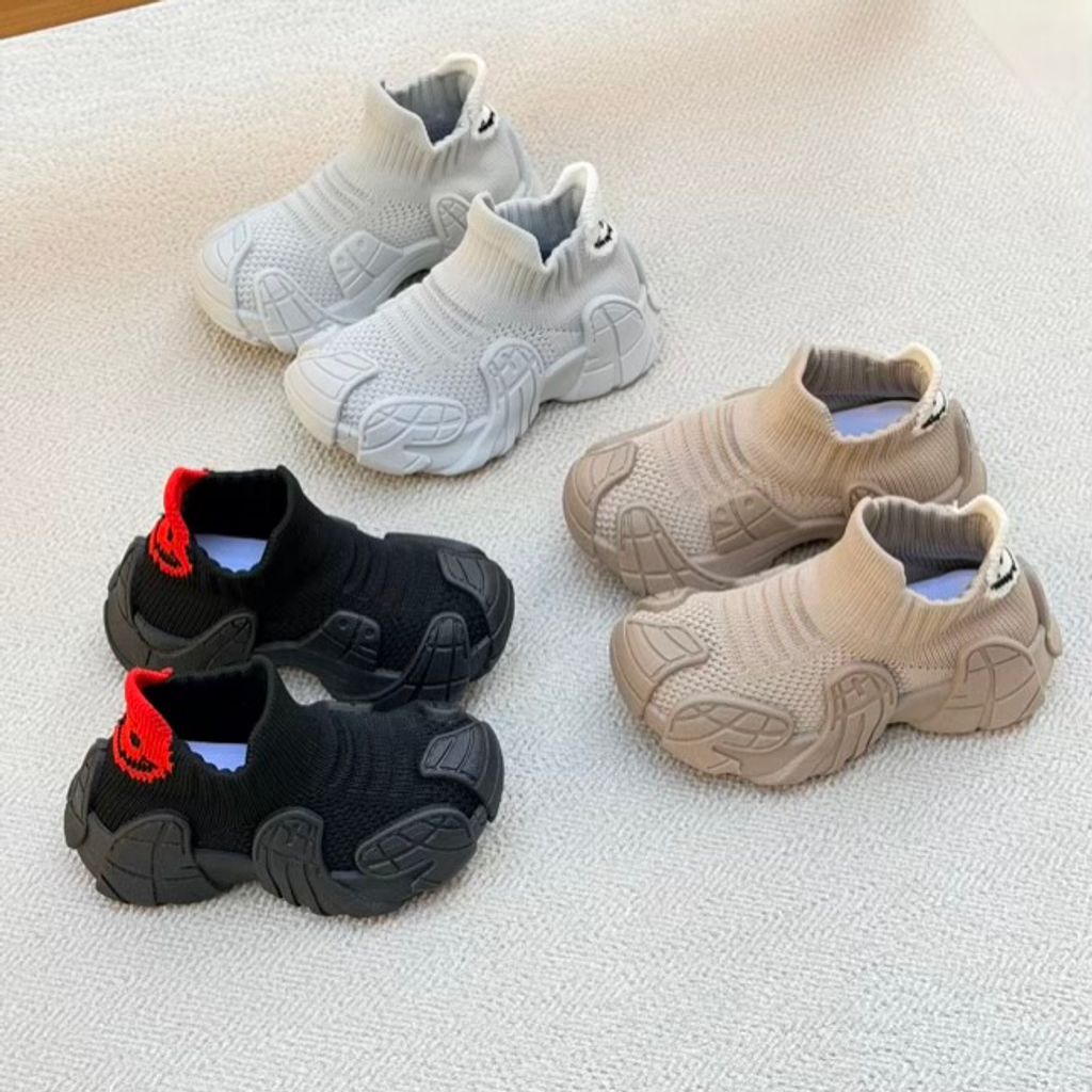 خرید اینترنتی قیمت کتونی بچگانه جورابی طرح ونوم لبخند از کاشوز کد 4102306