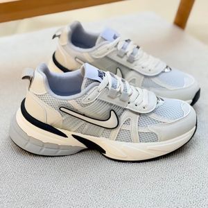 خرید اینترنتی قیمت کتونی طرح نایک v2k از بولتونا کد 4102305