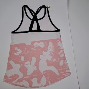 تاپ ورزشی ریبوک