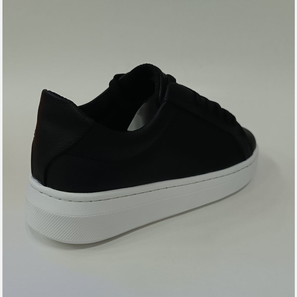 فروش اینترنتی کتونی مردانه ونس مشکی زیره سفید زارا کیفیت بالا