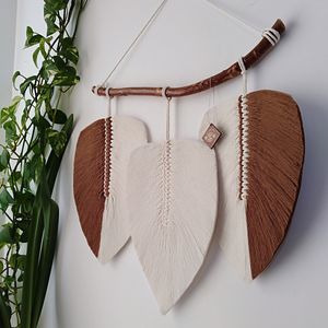 دیوارکوب سه برگ مکرومه بافی دو رنگ