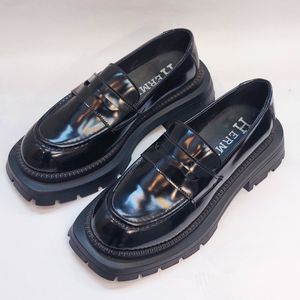 فروش اینترنتی کفش لوفر زنانه مدل هرمس