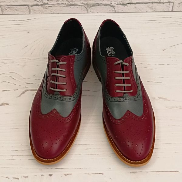 کفش مردانه مجلسی چرم طبیعی دستدوز مدل نیلسون زرشکی طوسی