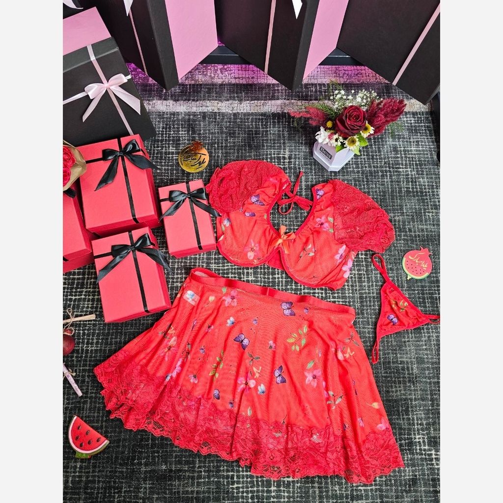 خرید انلاین لباس خواب ساتن توری و کاستوم(جهت مشاهده تنخور کارها پیام بگذارید لطفا)