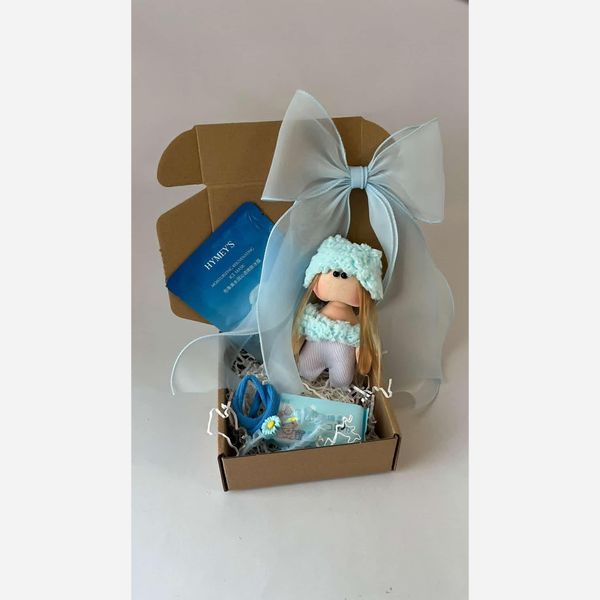 جعبه سورپرایز لحظه های آبی 