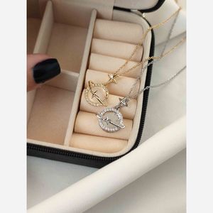 خرید آنلاین گردنبند زحل زنانه