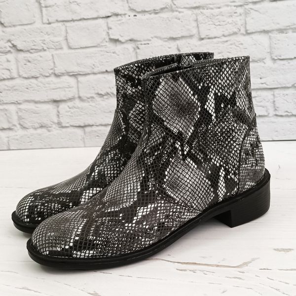 نیم بوت زنانه اسپرت چرم طبیعی مدل ناتالی پوست ماری