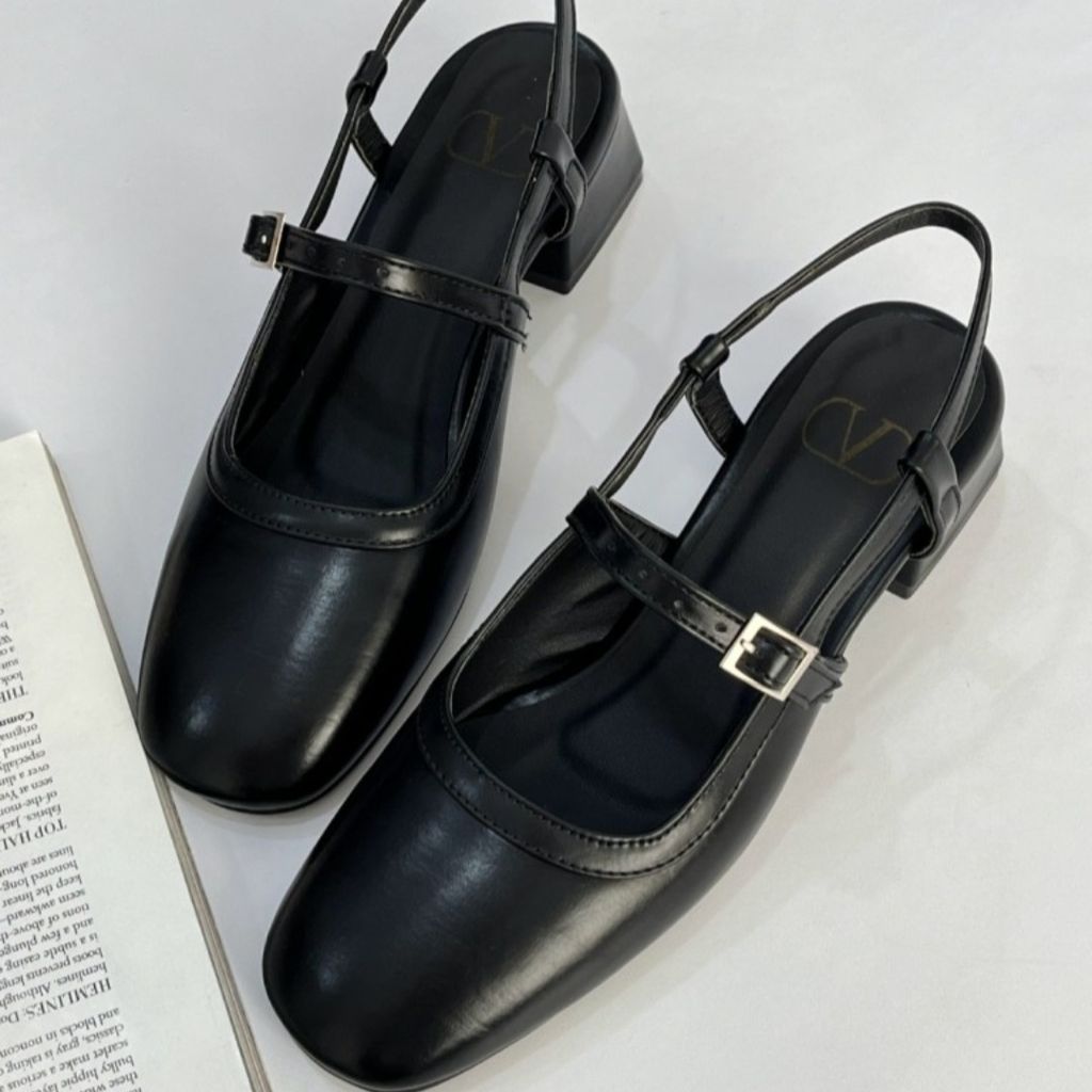 مشخصات کفش پاشنه باله شیکو