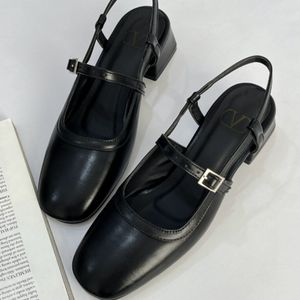 کفش پاشنه باله شیکو