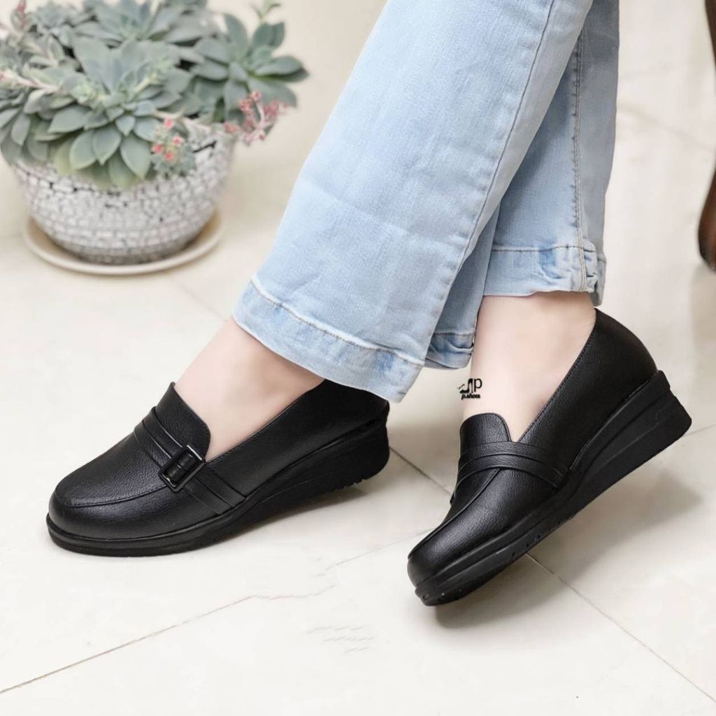 قیمت ارزان کفش طبی کارمندی زنانه