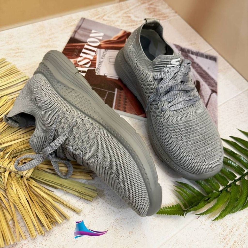 خرید اینترنتی کفش کتونی اسپرت 756